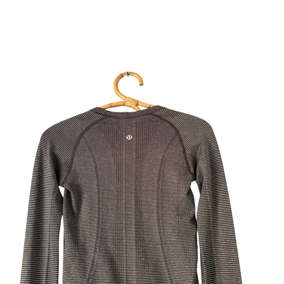 Lululemon | Swiftly Tech Long Sleeve Crew Tonka Stripe Heathered Black Size 2 - Picture 7 of 12